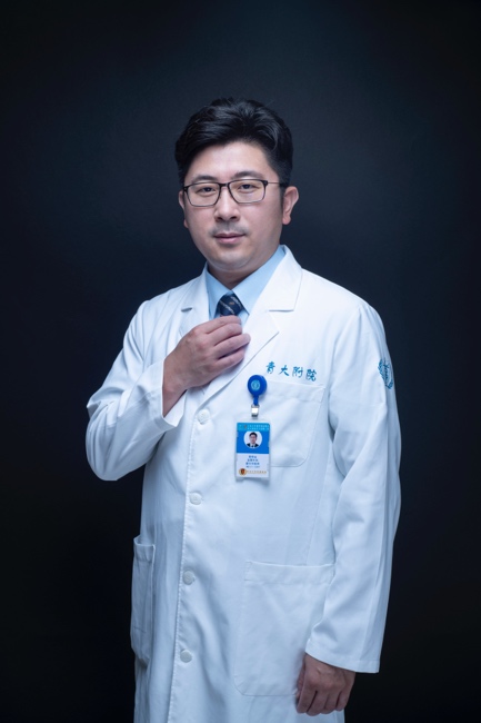 郭明金血管外科主任做手术怎么样,青医附院血管外科主任