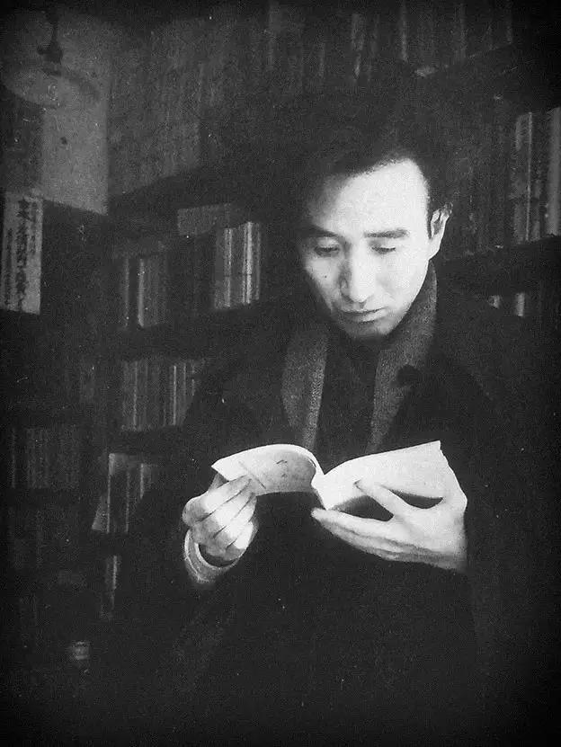 “生而为人，我很抱歉”，太宰治的一生，乃至今日，仍颇受争议