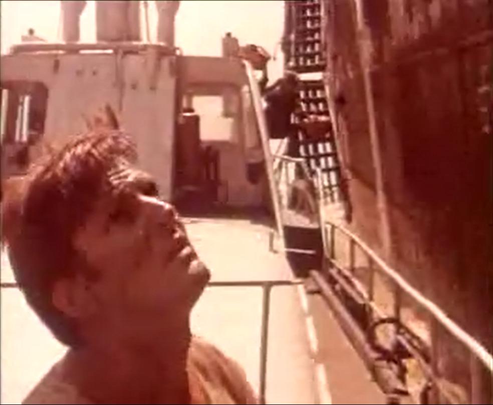 罗马尼亚电影《爆炸》中的水手，竟然是由“神秘的黄玫瑰”出演的