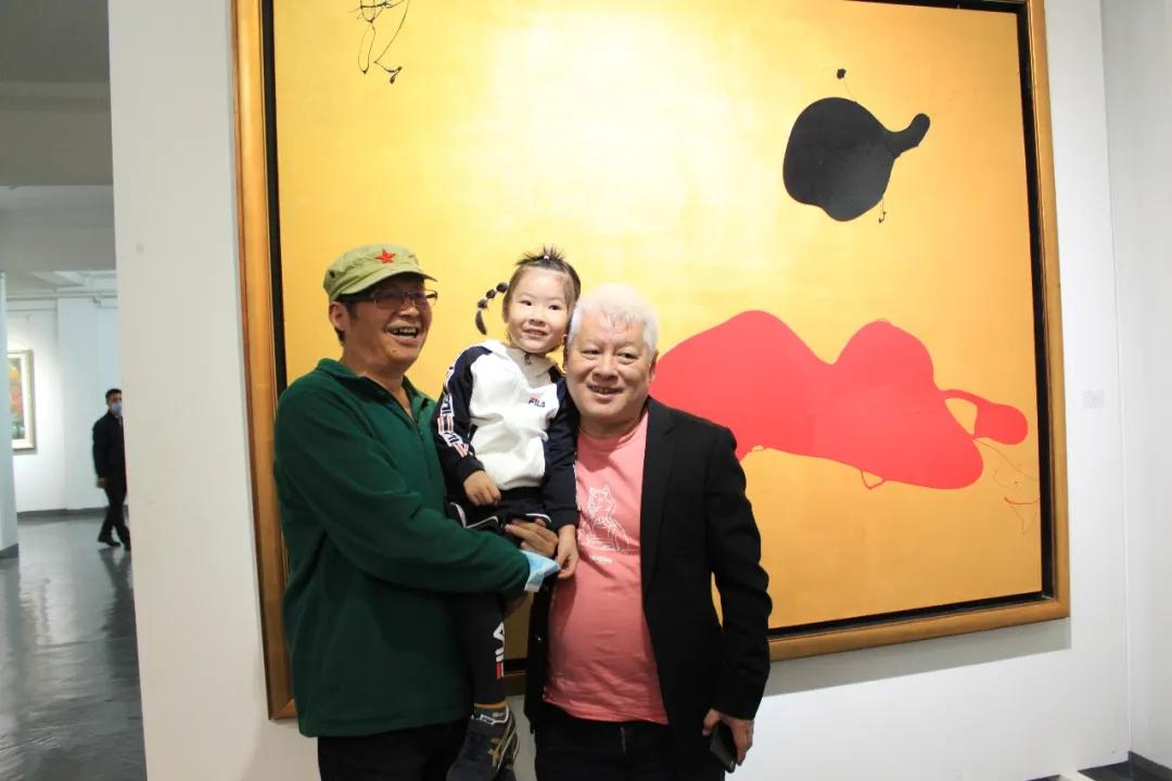 周颖超个展《蜕变》Seaandland在京开幕