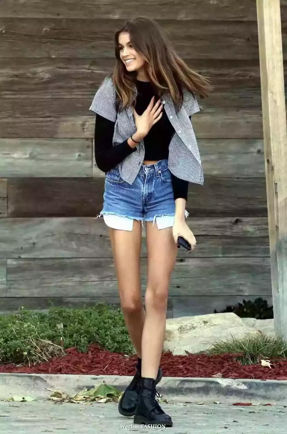 刘雯格纹,刘雯穿格纹衫好看吗