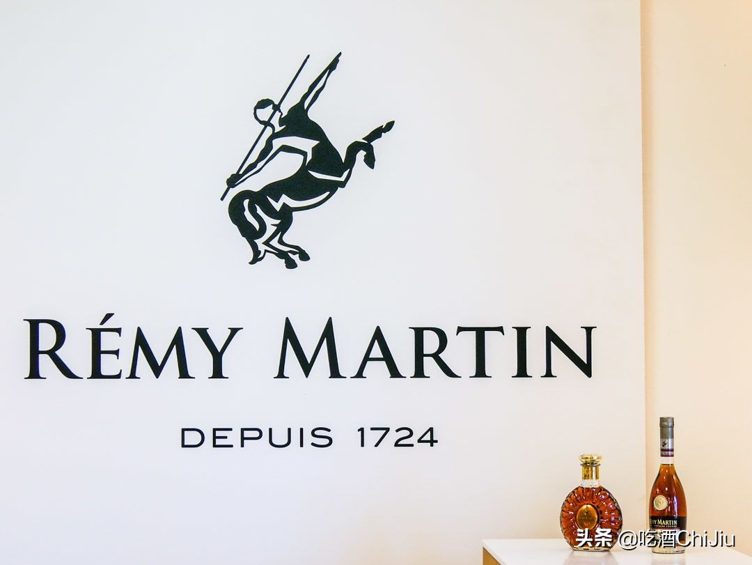 黄秋生人头马粤语广告词,马爹利轩尼诗人头马广告词