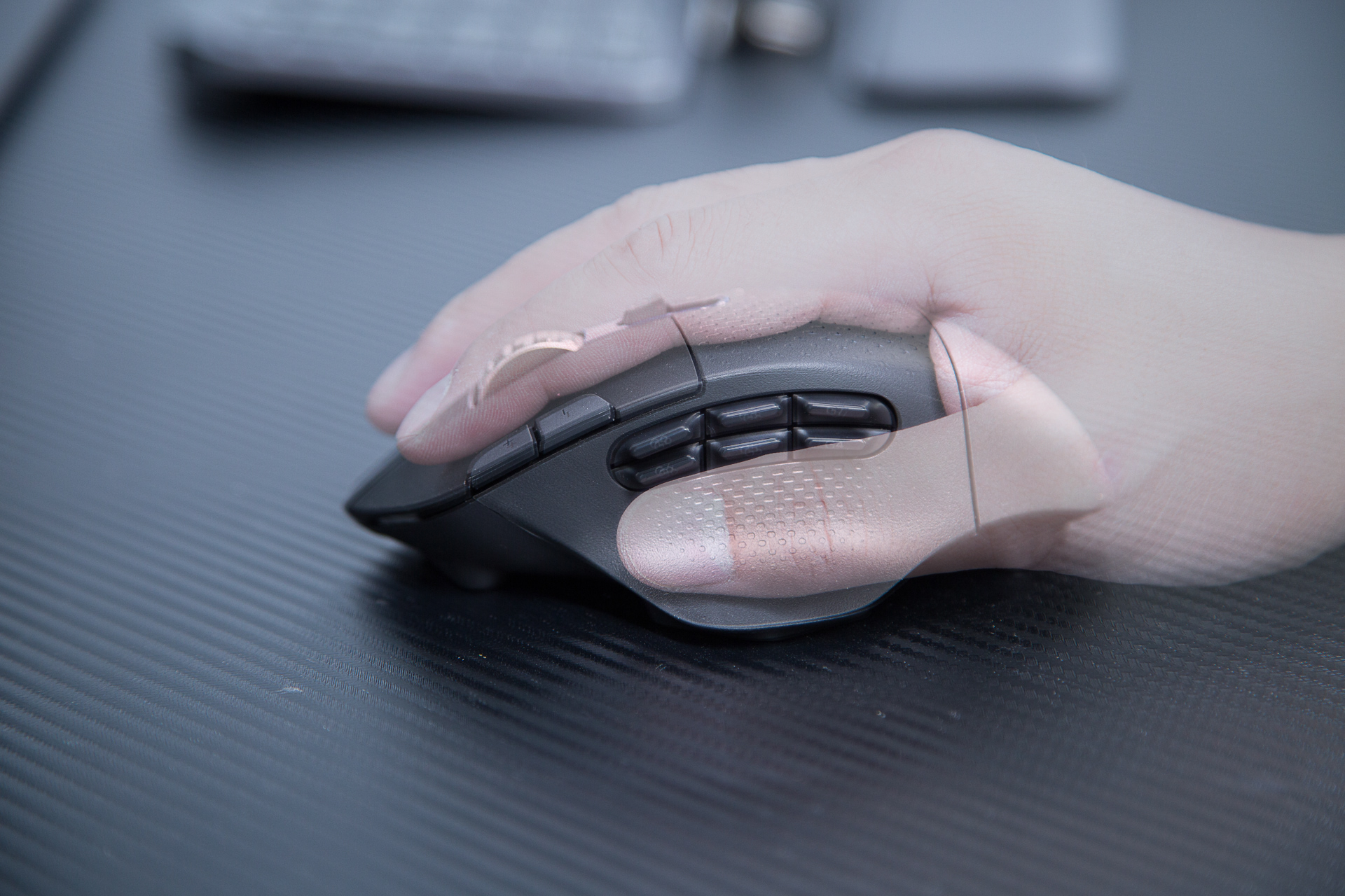 百元鼠标性价比之王罗技g304,罗技g602无线鼠标办公体验