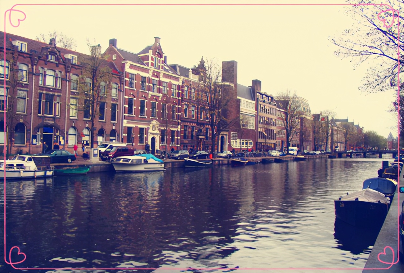 阿姆斯特丹为啥叫北方威尼斯,荷兰阿姆斯特丹北方威尼斯