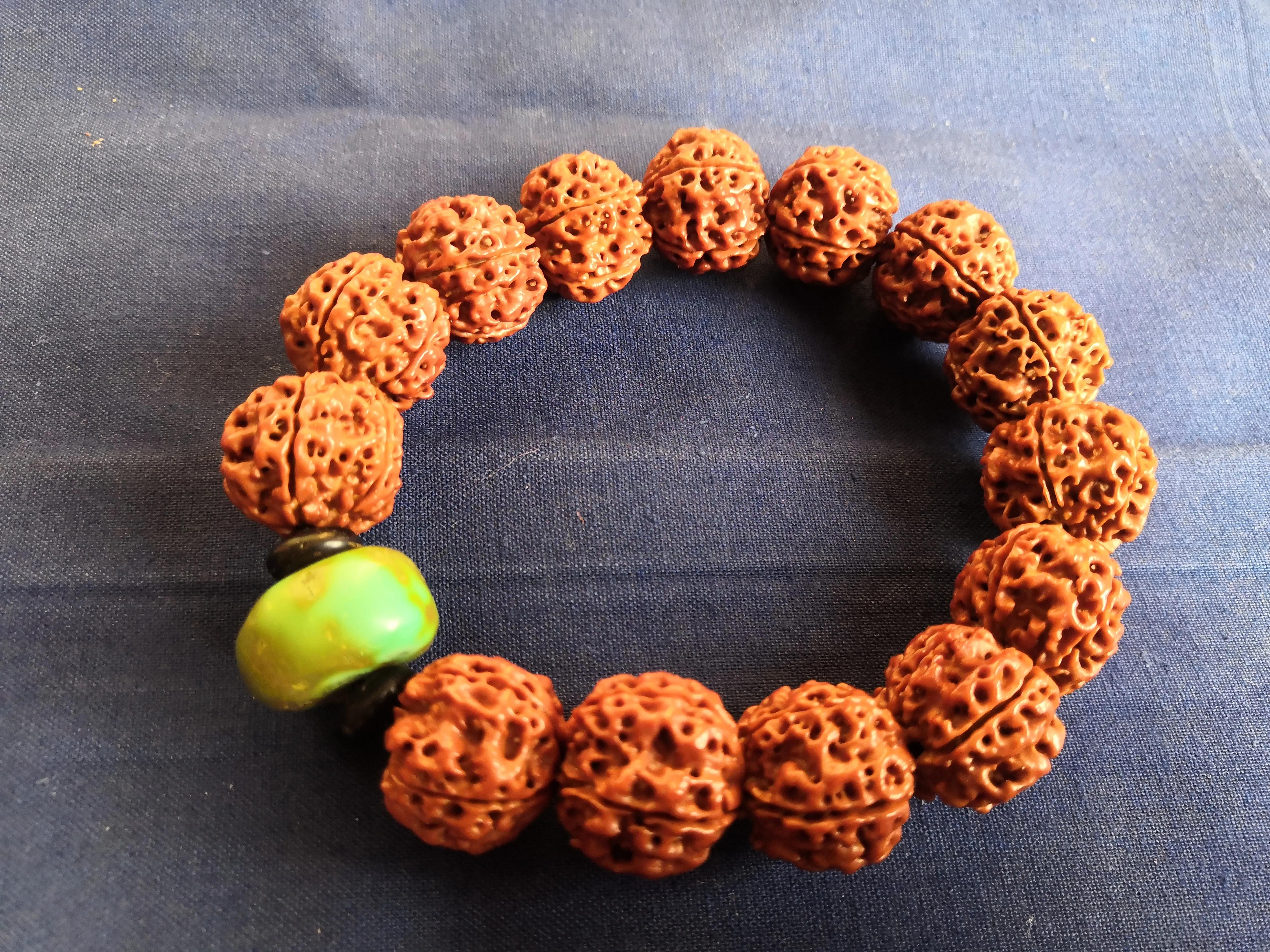 手串为什么值得盘,手串从早到晚一直盘好不好