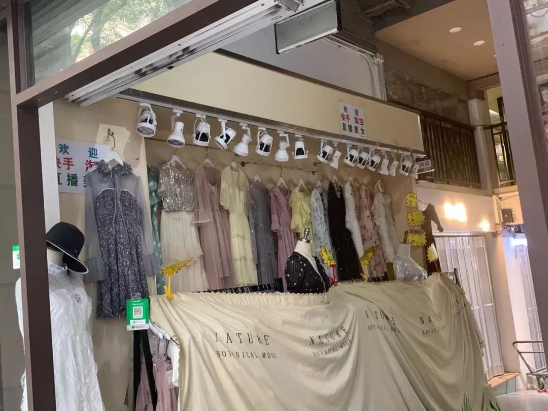 广州店铺3000以内出租无转让费,广州三千左右店铺出租