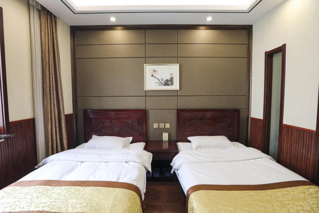 周家大院吴家大院一日游,周家大院爱莲堂