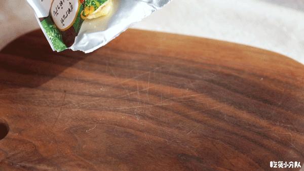 泰国辣条指的是鱿鱼片吗,泰国辣条