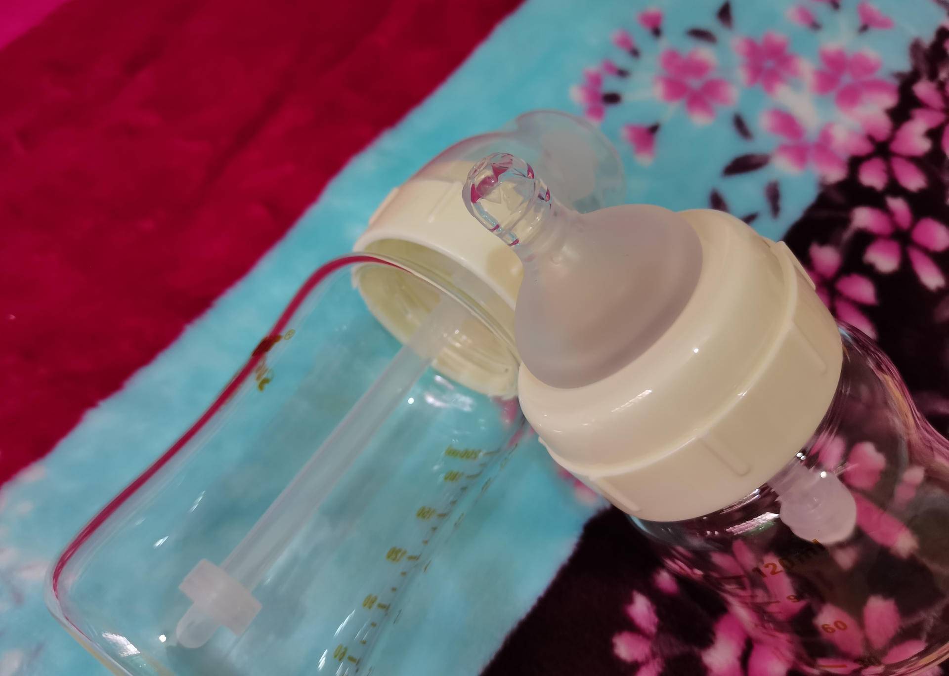 吐奶呛奶用什么奶瓶好,防止吐奶呛奶奶瓶