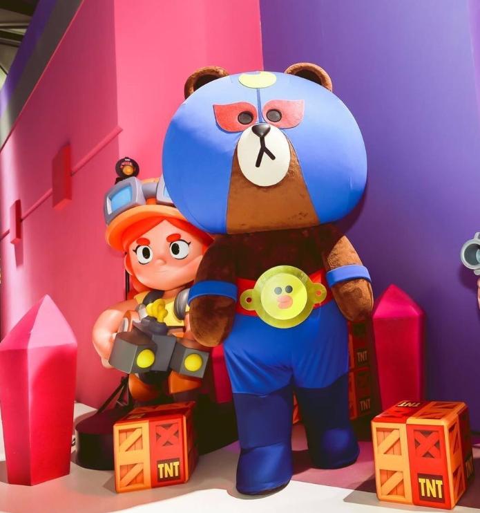 斯派克地位不保？拳王新皮肤大受欢迎，布朗熊比仙人掌可爱