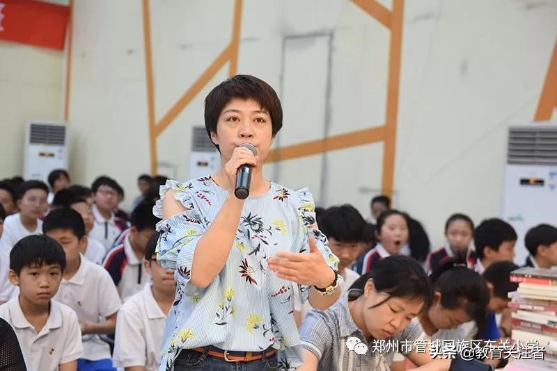 品读东关小学“我的一本课外书”读书英雄会—六年级专场