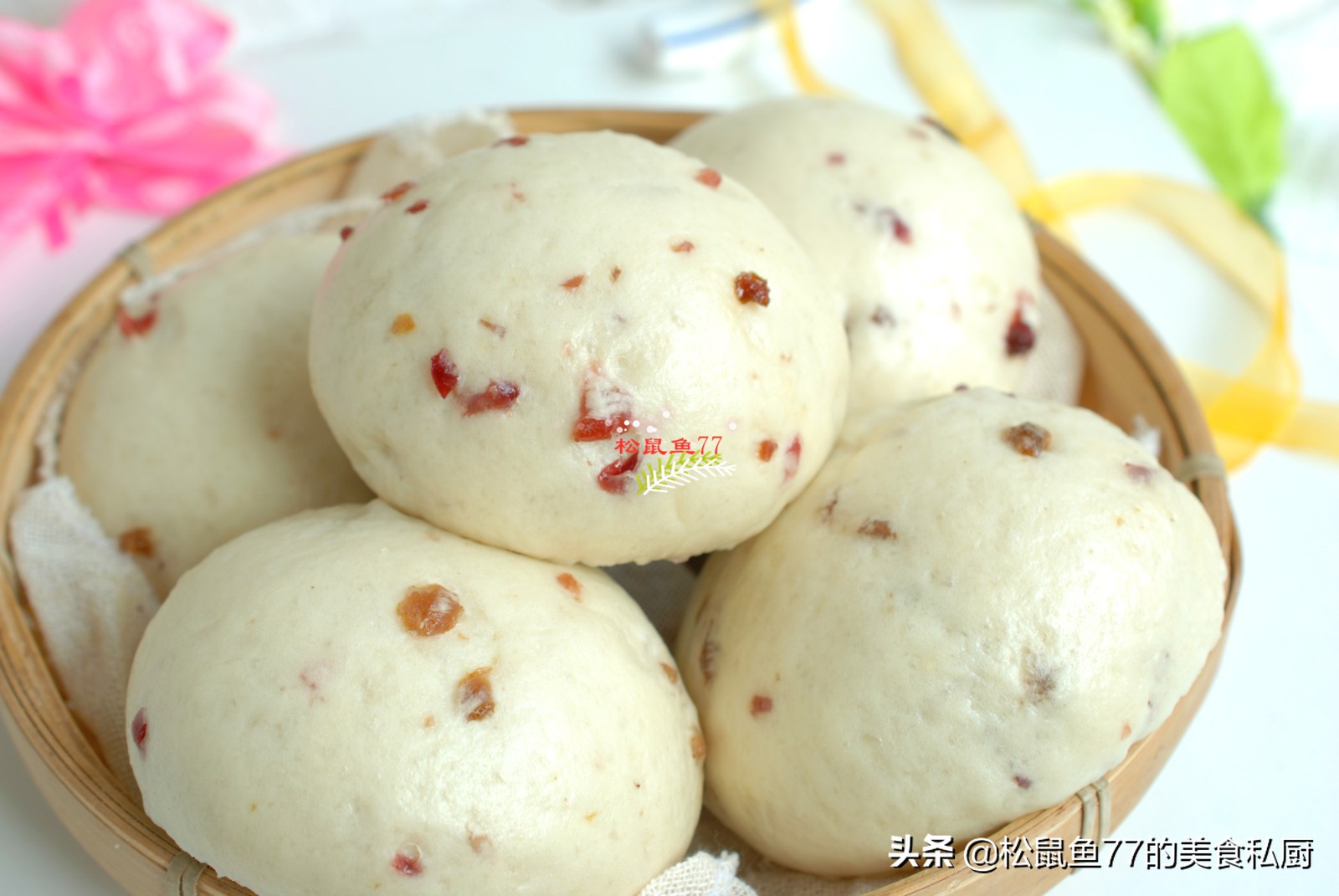 2杯酸奶1个鸡蛋1个火腿,1杯酸奶