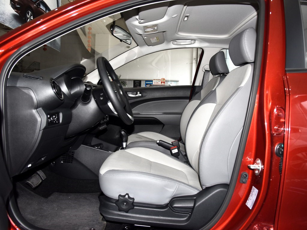 油耗不到5毛这两款车成居家首选,10万多买合资懂车的首选这3款