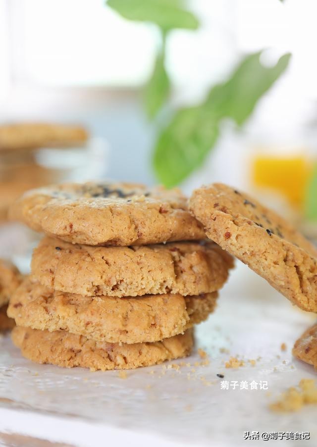 香甜酥核桃的家常做法,家庭核桃酥的配方和做法