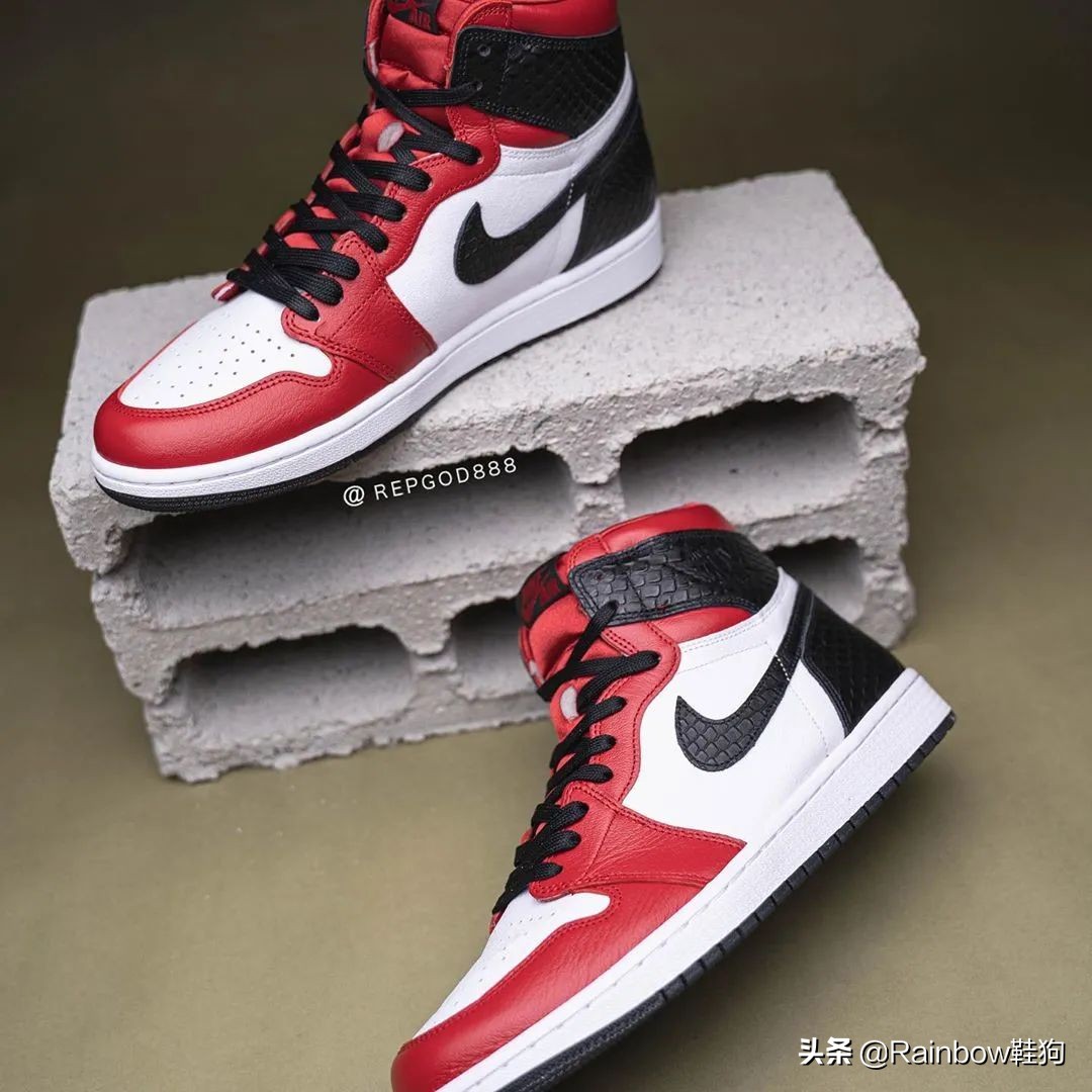 aj1芝加哥ow的鞋标真的容易断吗,aj1蛇纹芝加哥女款和男款包边