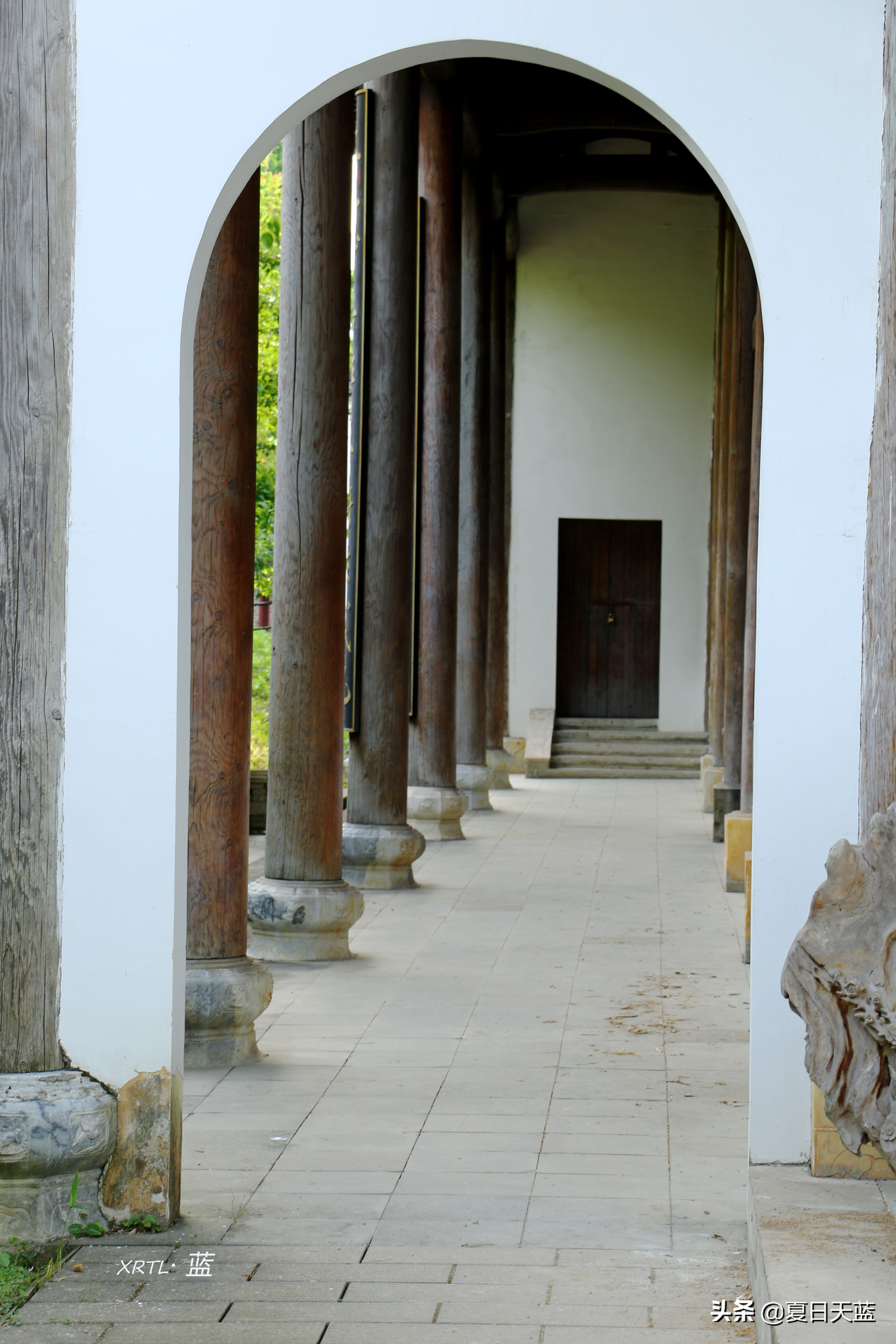 李白在桃花潭写的千古名句,桃花潭因李白而出名的诗句