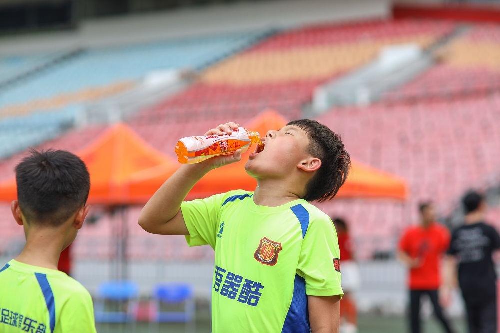 世界u12足球锦标赛完整版的视频,中国健力宝足球锦标赛