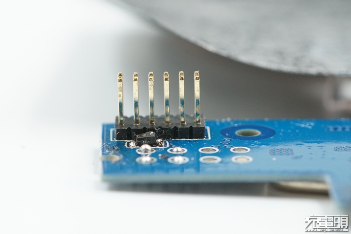 小米无线充电宝10w和30w如何选择,小米充电宝20000毫安50瓦拆箱