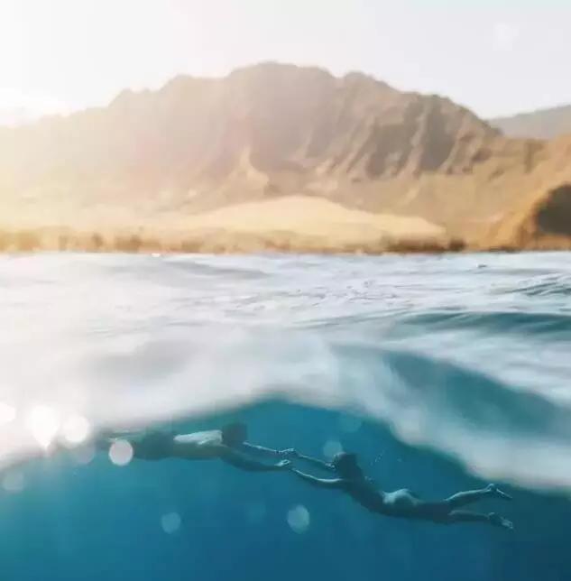 一个清洁工拍的照片一张卖6万,把美女娶回了家