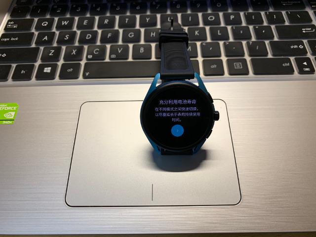 阿玛尼智能腕表第五代,阿玛尼智能手表第四代art5006