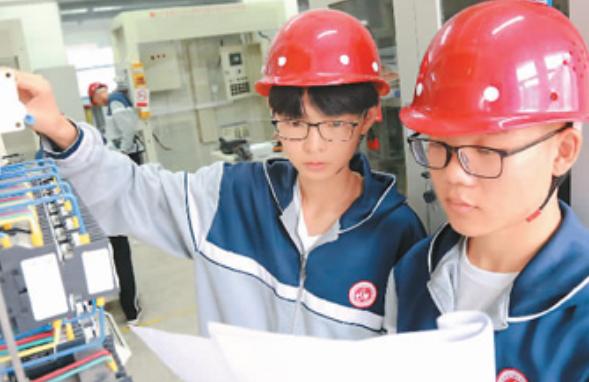 成绩刚过一本线的考生,分数刚过本科线报本科还是专科