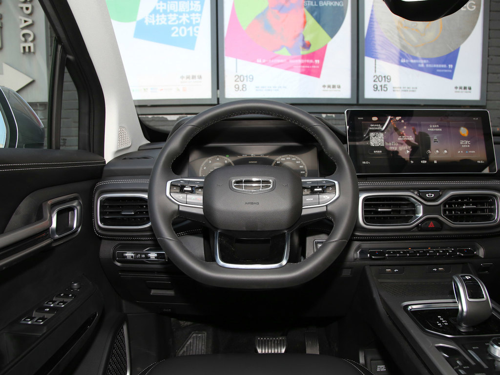 舒适的7座亲民的价格吉利豪越车型分析导购