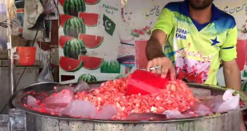 外国冰镇西瓜汁,炎热的夏天喝西瓜汁