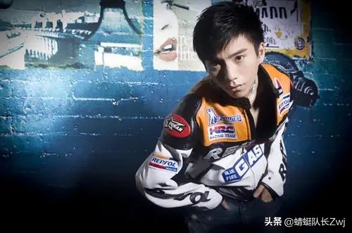 ti10灏忚薄闆嗛敠,ti10灏忚薄姣旇禌瑙嗛