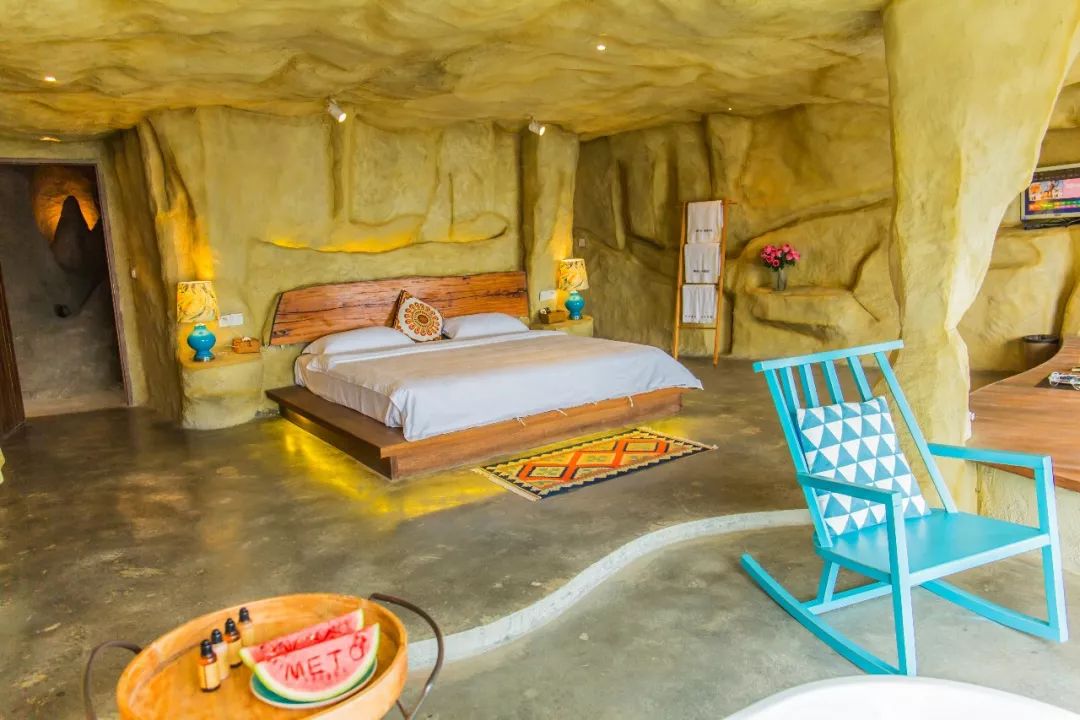 中国版圣托里尼，就在南麂岛！住一次悬崖洞穴酒店