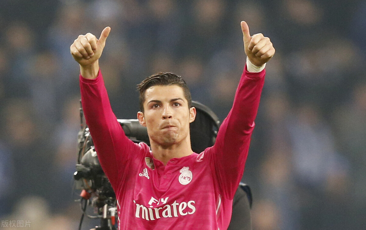 绿茵场上的风景,绿茵场上惊艳的照片