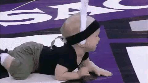 宝宝不愿意爬怎样促使宝宝爬行,宝宝要爬够500-800个小时