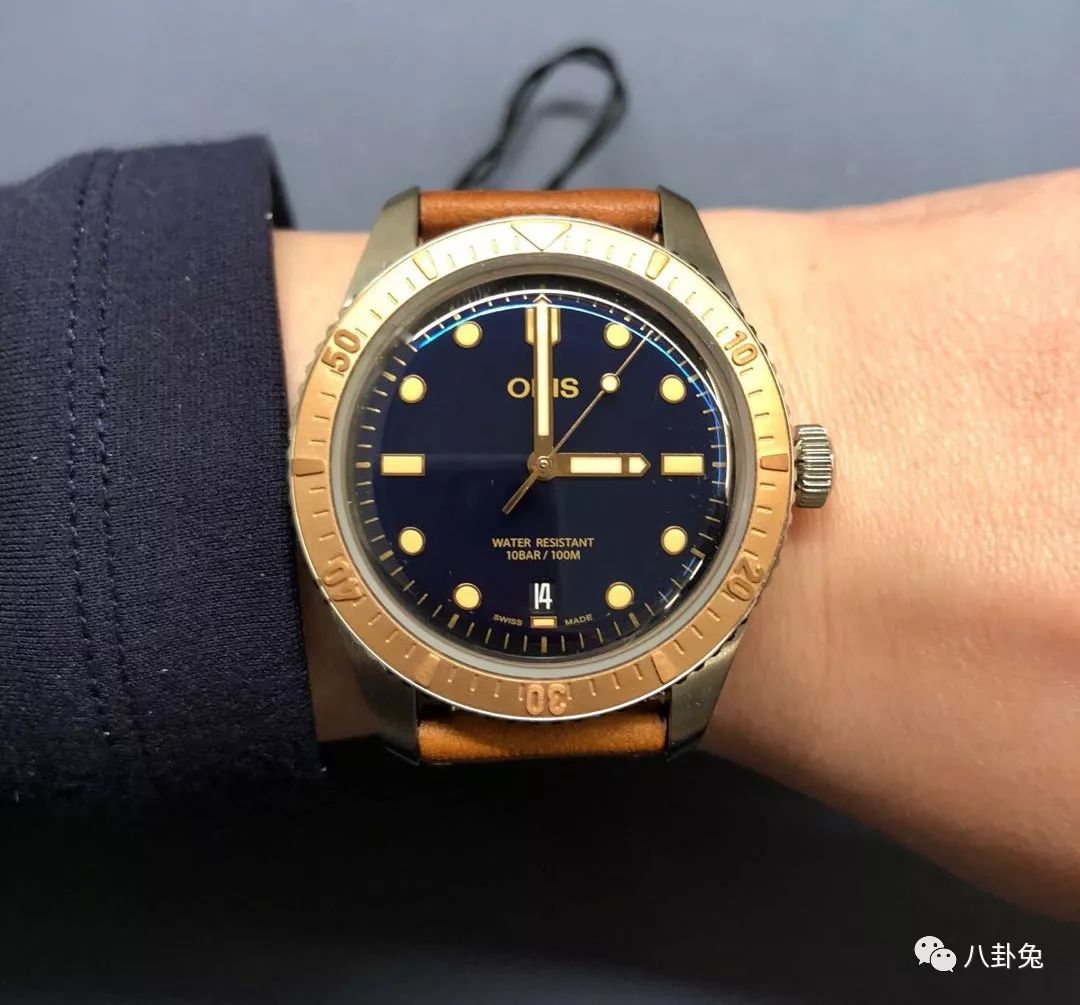 买了不后悔的产品,一万多块钱的表哪款保值