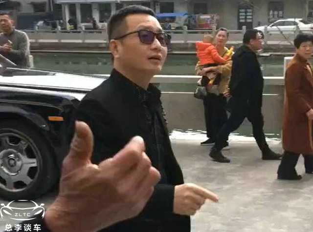 41岁白手起家创业50亿元,41块钱闯天下