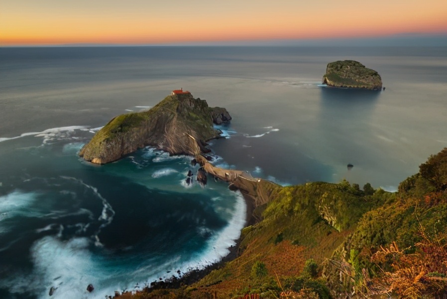 饼干属于哪个种类的食物,饼干发明出来是干嘛的