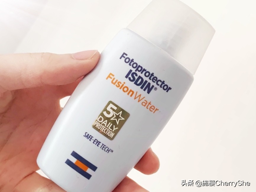 适合油皮防晒效果比较好的防晒霜,十大公认好用的防晒霜油皮