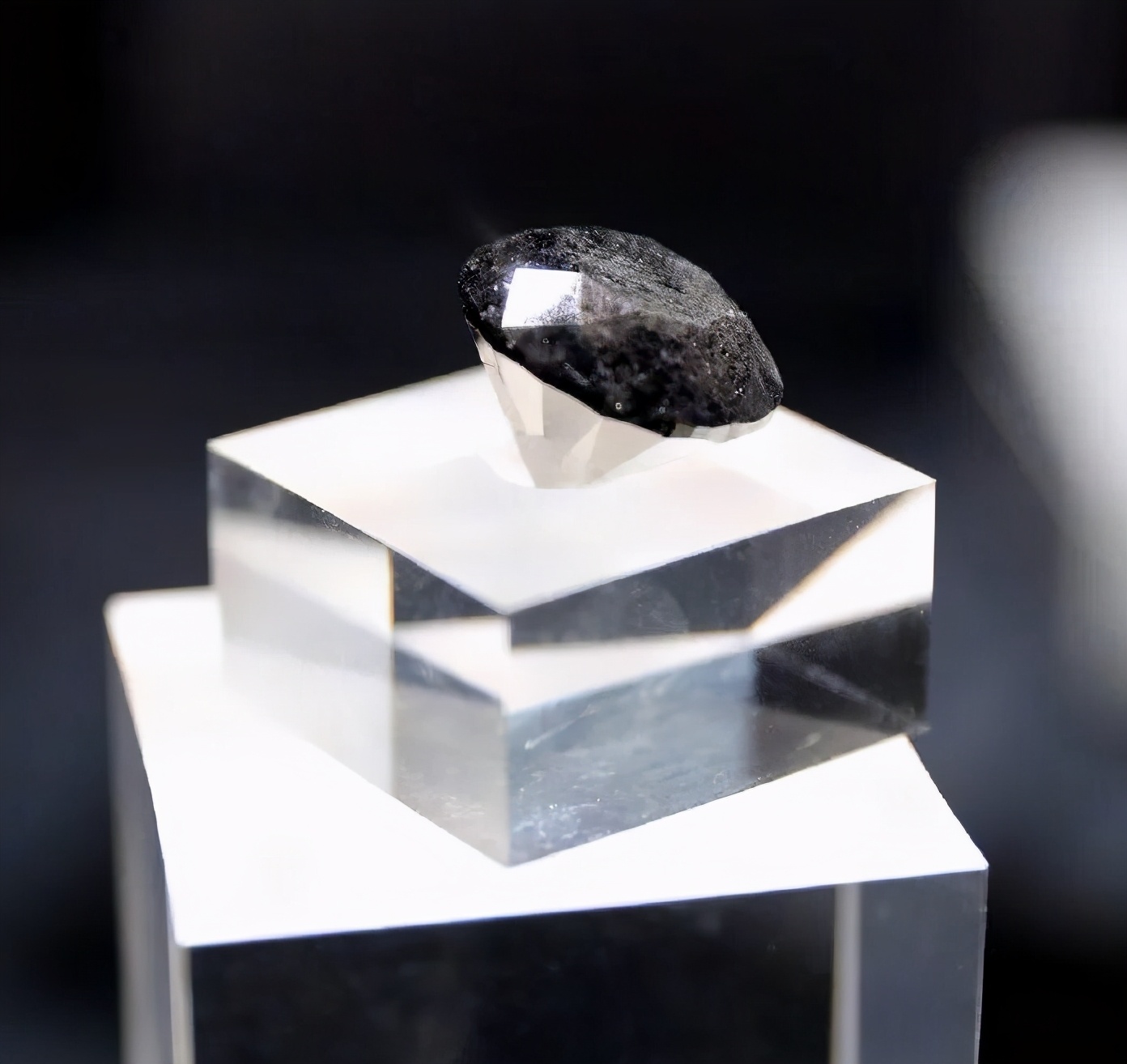 车企在进博会拿出真实力，比价值2.5亿元的黑钻更值得一看