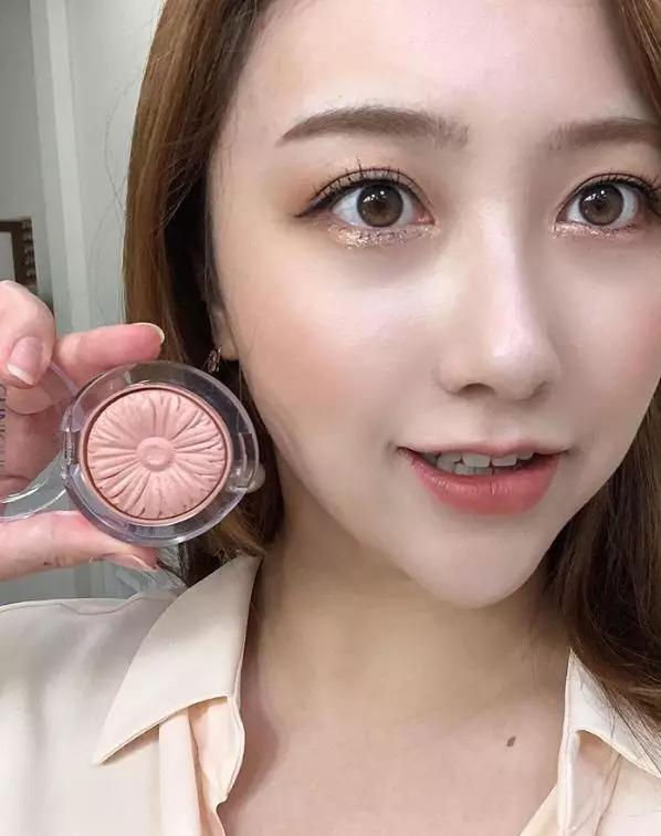 平价腮红收敛色和膨胀色的推荐,腮红推荐黄皮显白粉色哑光