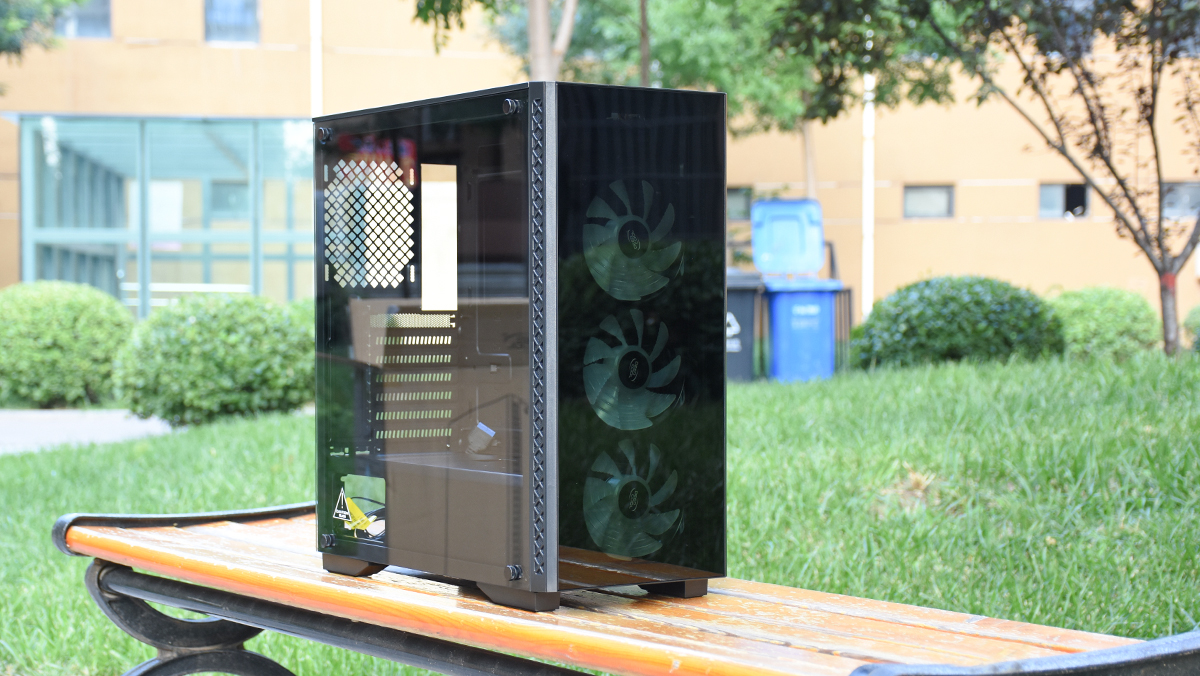 九州风神玄冰50机箱,九州风神玄冰50机箱安装几个风扇