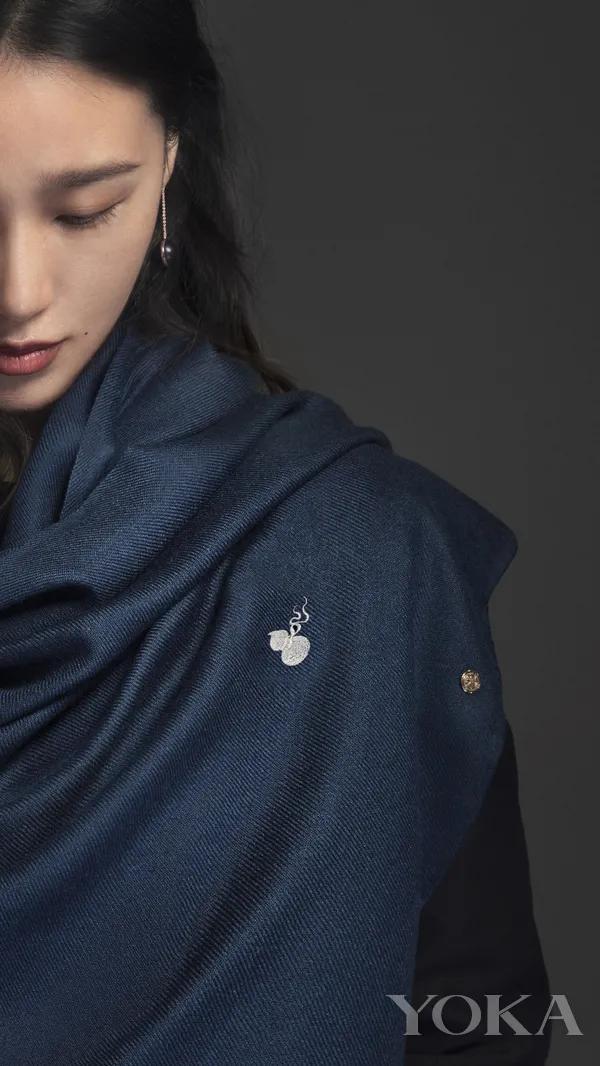 陈漫代言粉红丝带图片,陈漫代言了什么品牌衣服