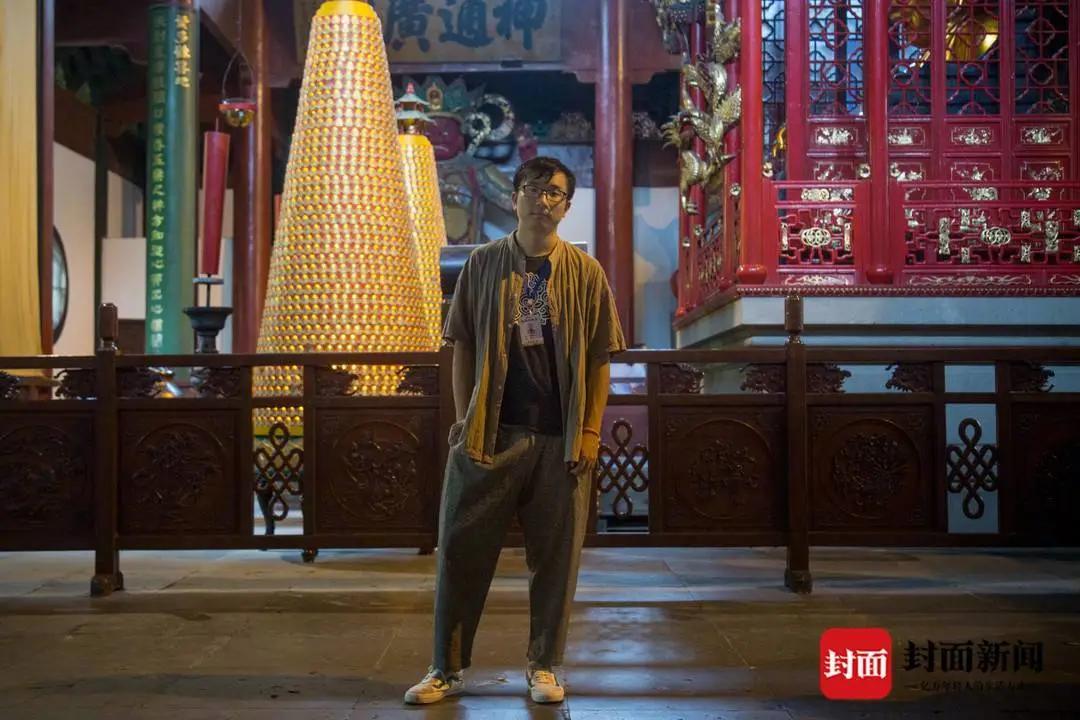 杭州灵隐寺招人火爆热搜，不用出家！当初入职90后小伙再度走红：一年半瘦20斤，8小时上班制，KPI随缘