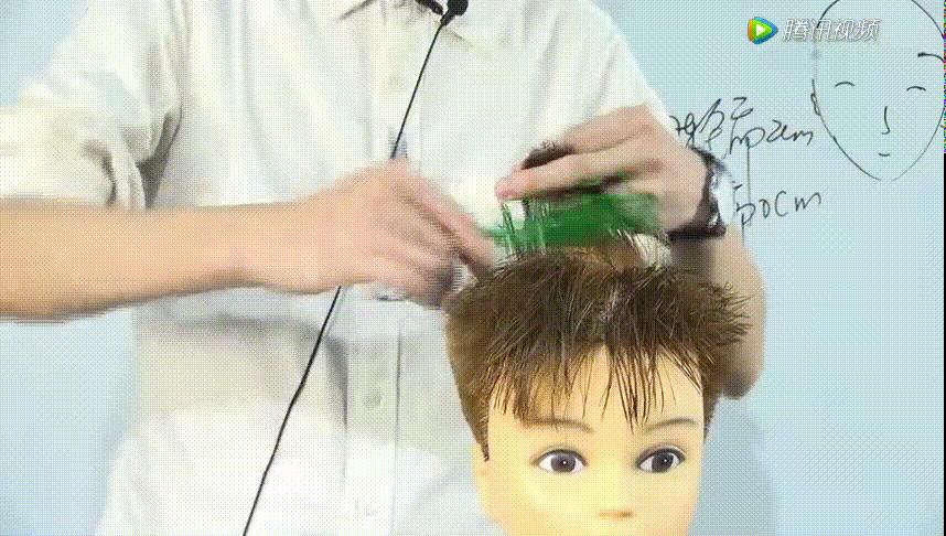 男潮流发型剪发视频教程,男士锡纸烫飞机头吹风教程