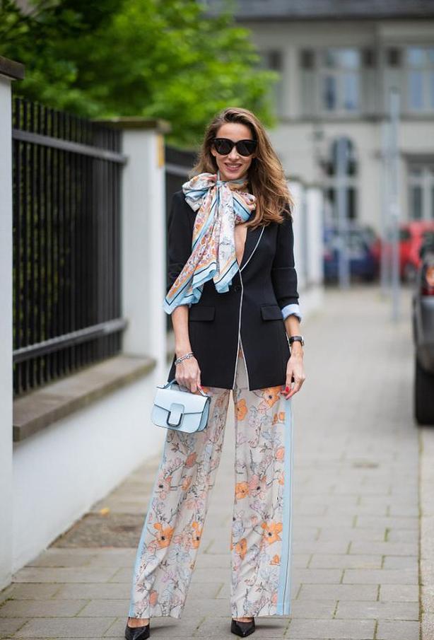 经典百搭减龄优雅时尚个性丝巾,潮流搭配冬天丝巾这样系很洋气