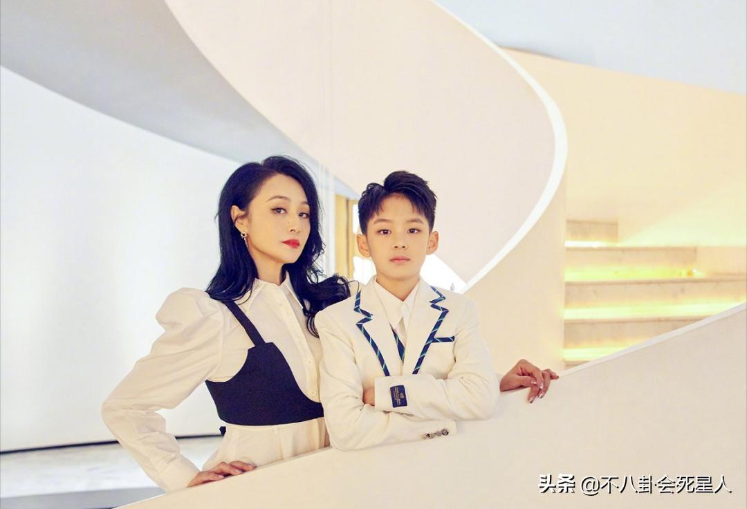 星二代遗传好基因：姚明11岁女儿身高1米8，曹颖的儿子长相帅气