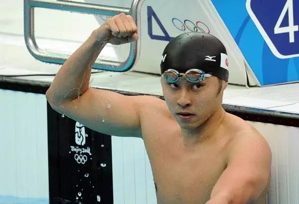 国内哪家游泳装备品牌好,游泳装备跟屁虫品牌排行