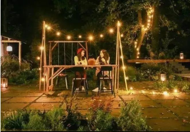 成都出发，一路向西的“旅行列车”年底开通！沿途好多……