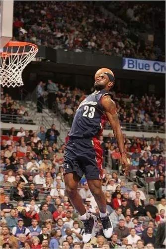 锋线位置的脚底宝藏