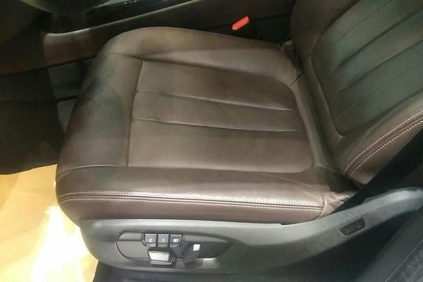 宝马座椅皮开裂可以修复吗,宝马x5座椅破裂无痕修复