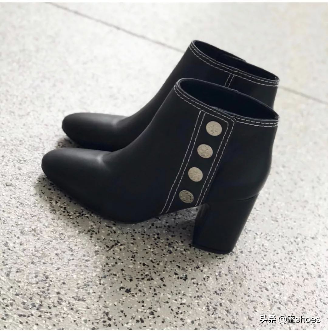 肯豆贝拉高跟鞋,肯豆和凯莉高跟鞋