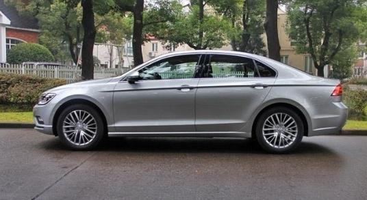 你还在为买什么车奋斗,cvt舒享版本田凌派