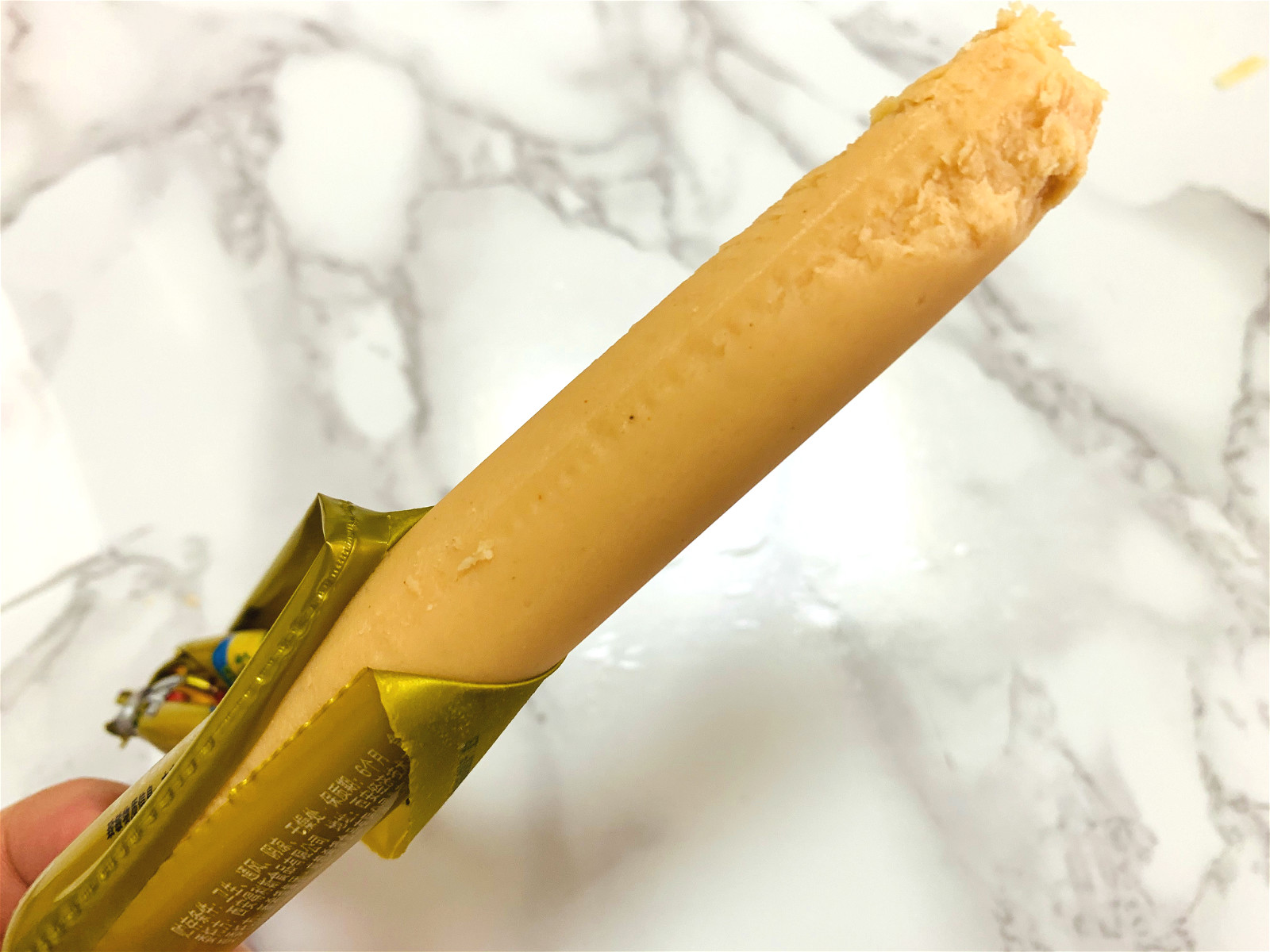 吃了30年的火腿肠，原来金属环下“暗藏玄机”，一转一拉轻松打开